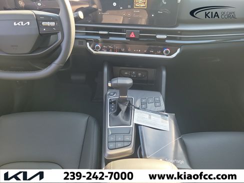 New 2026 Kia Sportage SX FWD image 21