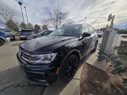 Used 2021 Volkswagen Tiguan SE R-Line image 11