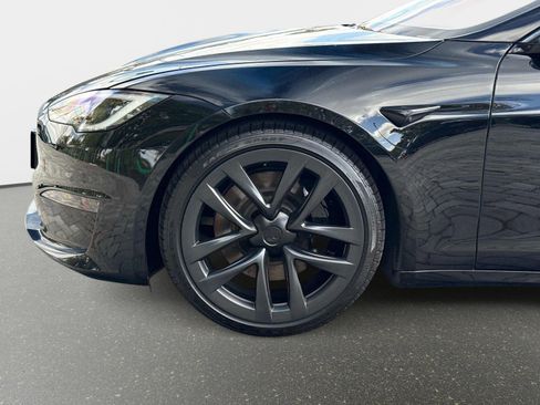 Used 2023 Tesla Model S AWD/4WD image 12