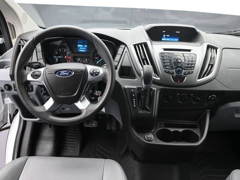 Used 2018 Ford Transit 150 130 Low Roof RWD image 10