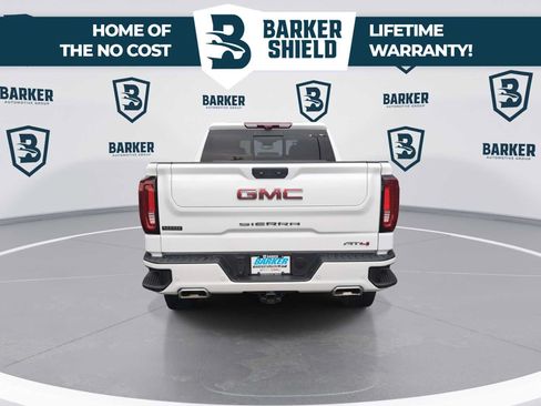 Used 2024 GMC Sierra 1500 AT4 w/ Technology Package AWD/4WD image 8