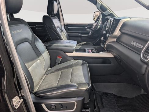 Used 2019 RAM 1500 Laramie AWD/4WD image 13