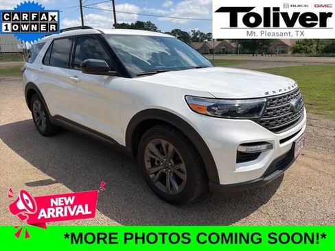 Used 2024 Ford Explorer XLT w/ Equipment Group 202A RWD image 1