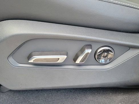 Used 2025 Acura MDX w/ Technology Package image 11