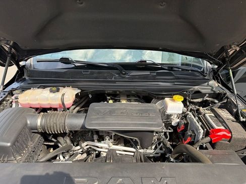 Used 2023 RAM 1500 Big Horn AWD/4WD image 35