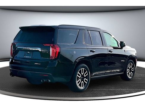 Used 2022 GMC Yukon AT4 w/ AT4 Premium Plus Package AWD/4WD image 17