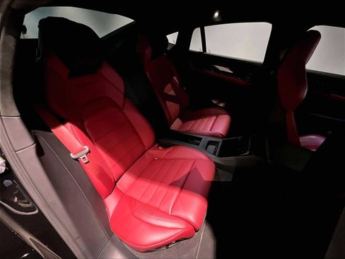 Used 2025 Porsche Panamera GTS image 32