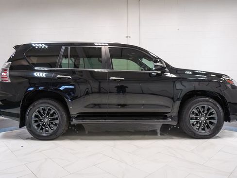 Used 2023 Lexus GX 460 Premium w/ Premium Plus Package AWD/4WD image 36