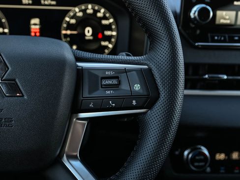 New 2025 Mitsubishi Outlander SEL Black Edition image 22