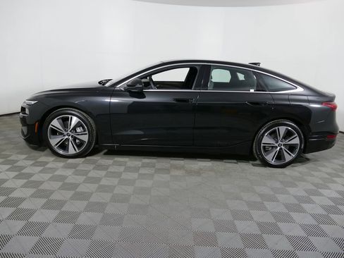 Certified 2025 Audi A6 e-tron Prestige image 26