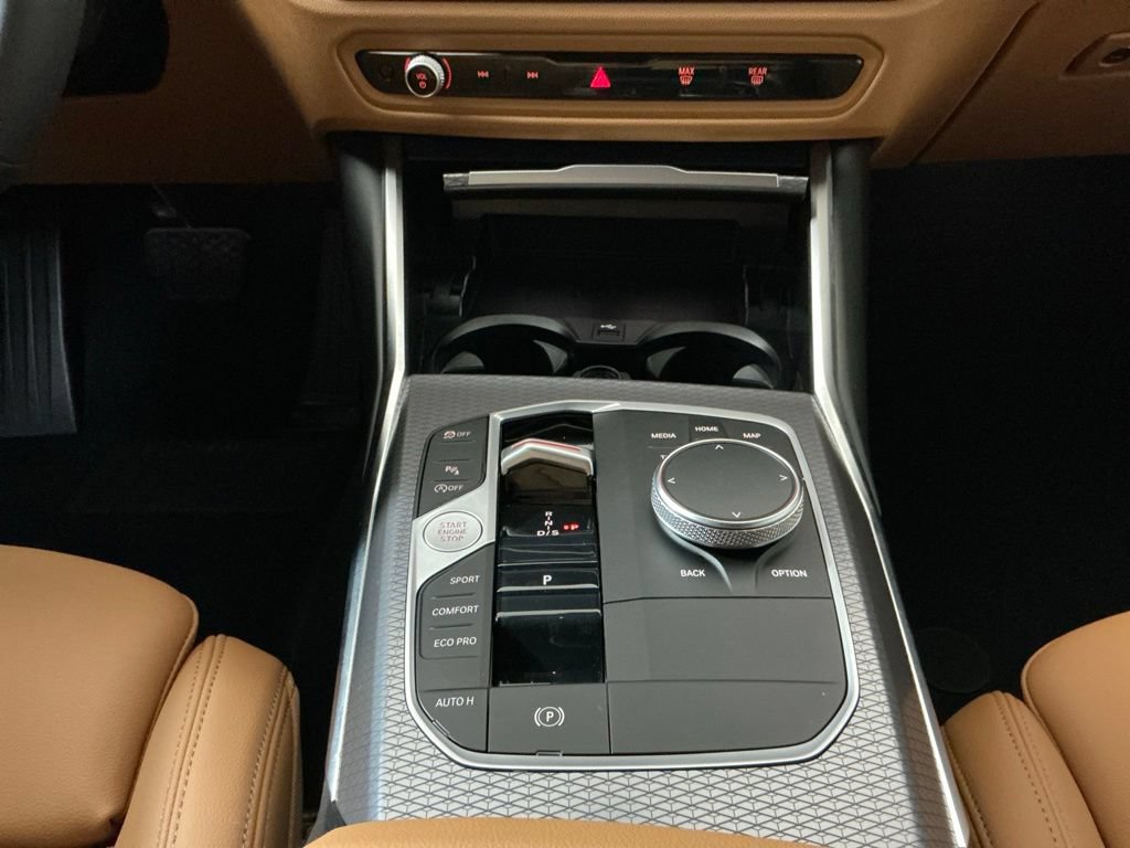 Used 2026 BMW 330i Sedan w/ Premium Package RWD image 14