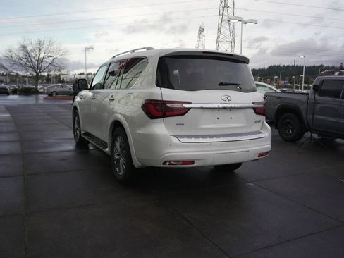 Used 2024 INFINITI QX80 Luxe image 6