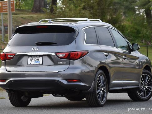 Used 2017 INFINITI QX60 Luxe w/ Deluxe Technology Package AWD/4WD image 5