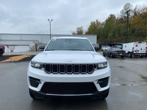 New 2025 Jeep Grand Cherokee Laredo X w/ Luxury Tech Group I image 6