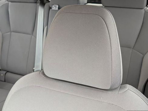 Used 2025 Subaru Crosstrek 2.0i Premium AWD/4WD image 16