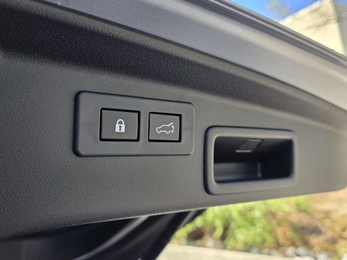 New 2026 Subaru Outback Touring XT AWD/4WD image 16