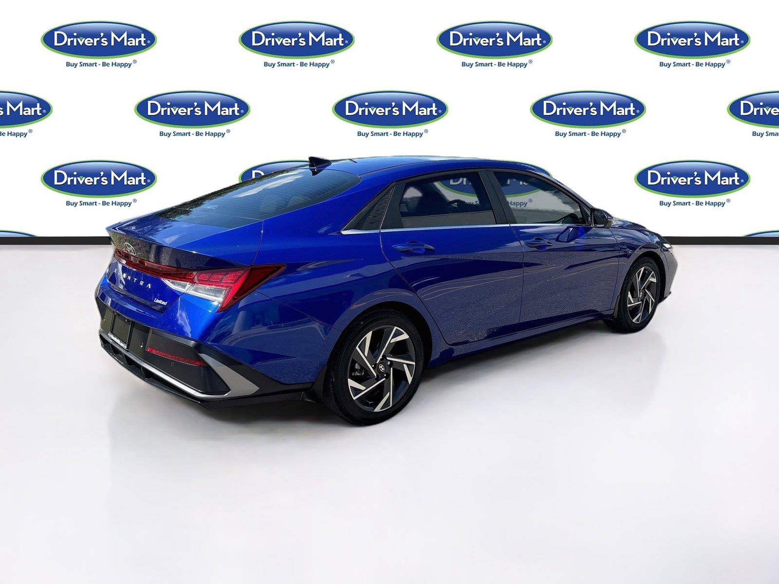 Used 2024 Hyundai Elantra Limited FWD image 7