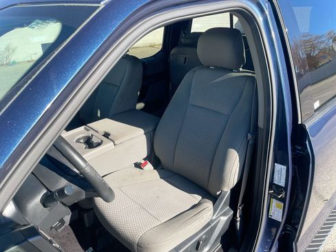 Used 2015 Ford F150 XLT w/ Equipment Group 302A Luxury image 22