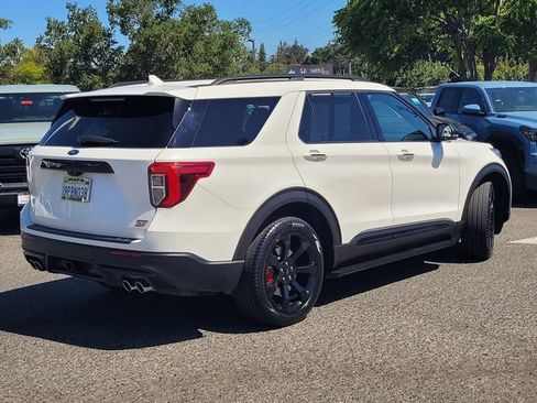 Used 2024 Ford Explorer ST w/ Equipment Group 401A AWD/4WD image 5