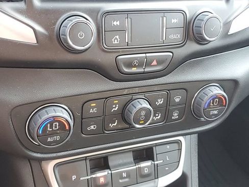 Certified 2023 GMC Terrain SLT w/ LPO, Floor Liner Package FWD image 27