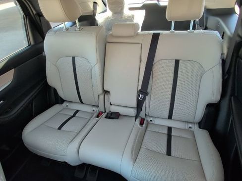 New 2026 MAZDA CX-90 3.3 Turbo w/ Preferred Package image 8