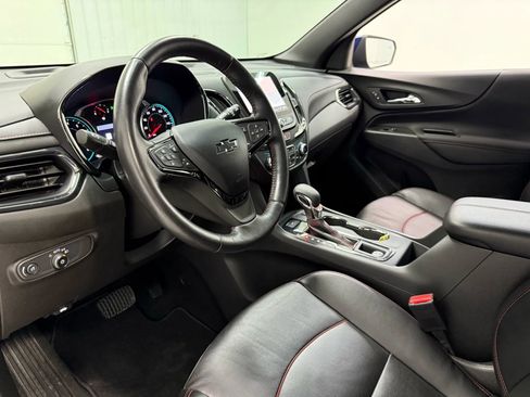 Used 2022 Chevrolet Equinox RS w/ RS Leather Package image 12