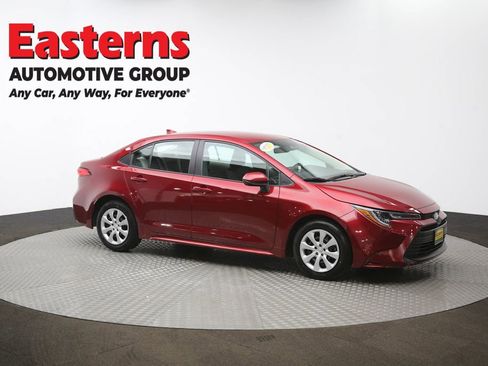Used 2025 Toyota Corolla LE FWD image 47