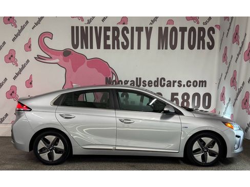 Used 2020 Hyundai Ioniq SEL FWD image 9
