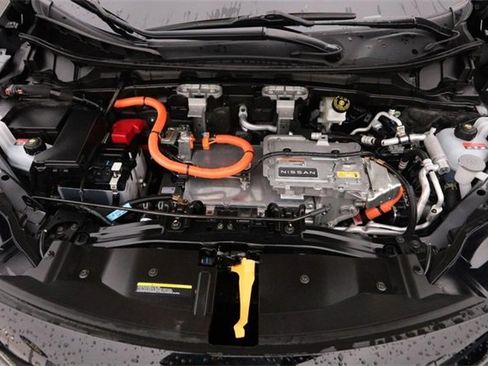 Certified 2023 Nissan Ariya AWD image 26