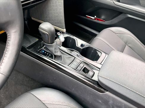 Used 2025 Toyota Camry XLE w/ Premium Package FWD image 17