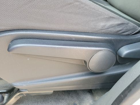 Used 2015 Nissan NV200 S w/ Back Door Glass Package FWD image 21