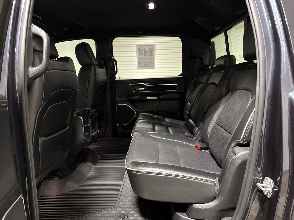 Used 2020 RAM 1500 Laramie AWD/4WD image 23