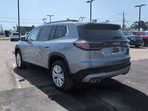 New 2026 GMC Acadia Elevation w/ Elevation Premium Package FWD image 3