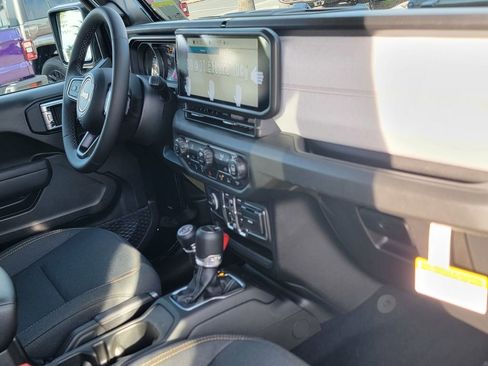 New 2026 Jeep Gladiator Sport image 13