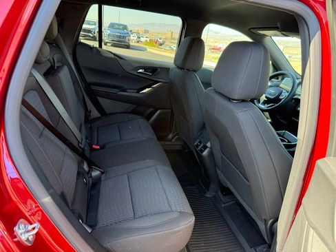 New 2026 Chevrolet Equinox LT image 16