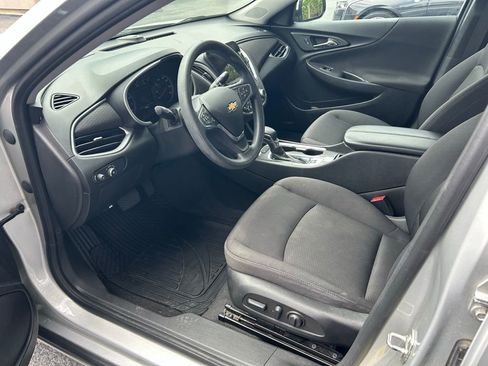 Used 2022 Chevrolet Malibu LT image 13