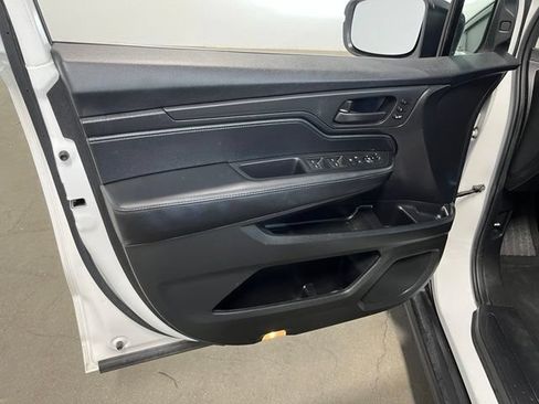 Used 2025 Honda Odyssey EX-L image 22