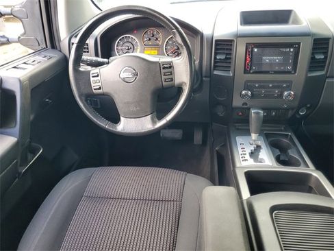 Used 2012 Nissan Titan SV w/ SV Value Truck Pkg image 14
