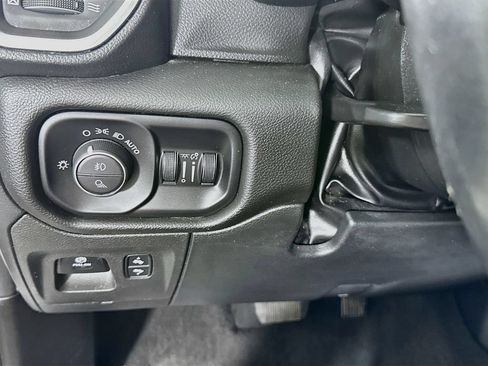 Used 2023 RAM 1500 Laramie AWD/4WD image 21