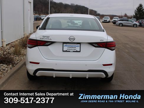 Used 2024 Nissan Sentra SV image 5
