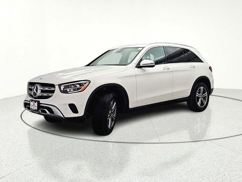 Used 2022 Mercedes-Benz GLC 300 4MATIC image 4