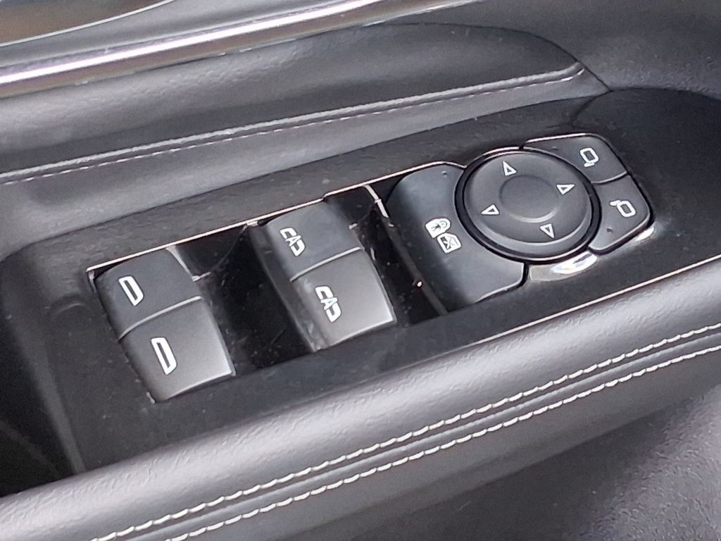 Used 2024 Cadillac CT4 Luxury RWD image 17