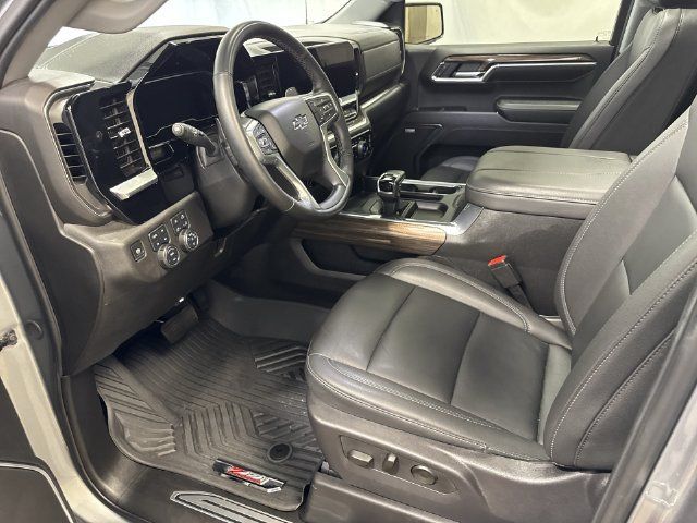 Used 2024 Chevrolet Silverado 1500 RST w/ RST All Star Premium Package AWD/4WD image 12