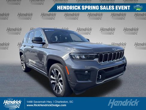 Used 2022 Jeep Grand Cherokee Overland w/ Luxury Tech Group IV image 1