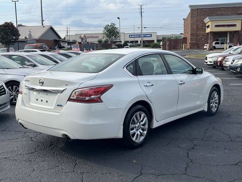 Used 2013 Nissan Altima 2.5 S FWD image 6