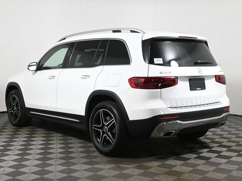 New 2026 Mercedes-Benz GLB 250 4MATIC image 5