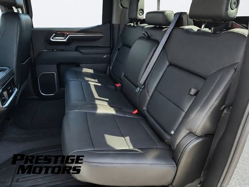 Used 2022 GMC Sierra 1500 Elevation w/ Elevation Premium Package AWD/4WD image 29