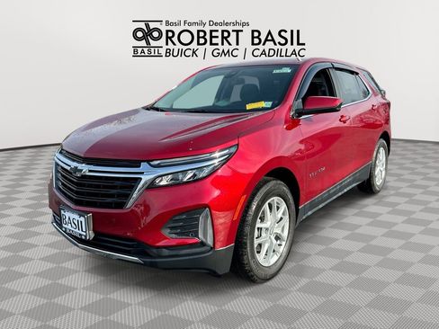 Used 2024 Chevrolet Equinox LT FWD image 1