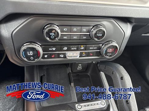 New 2026 Ford Bronco Outer Banks w/ Sasquatch Package AWD/4WD image 20