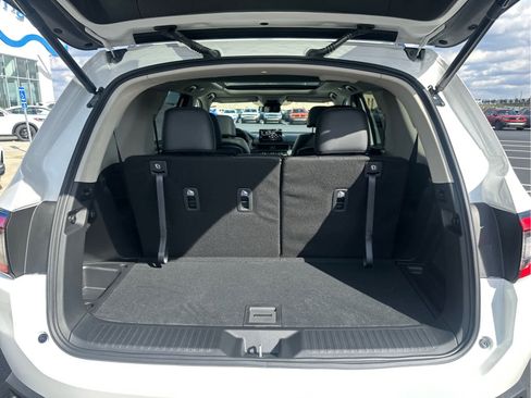 New 2025 Honda Pilot Touring image 52